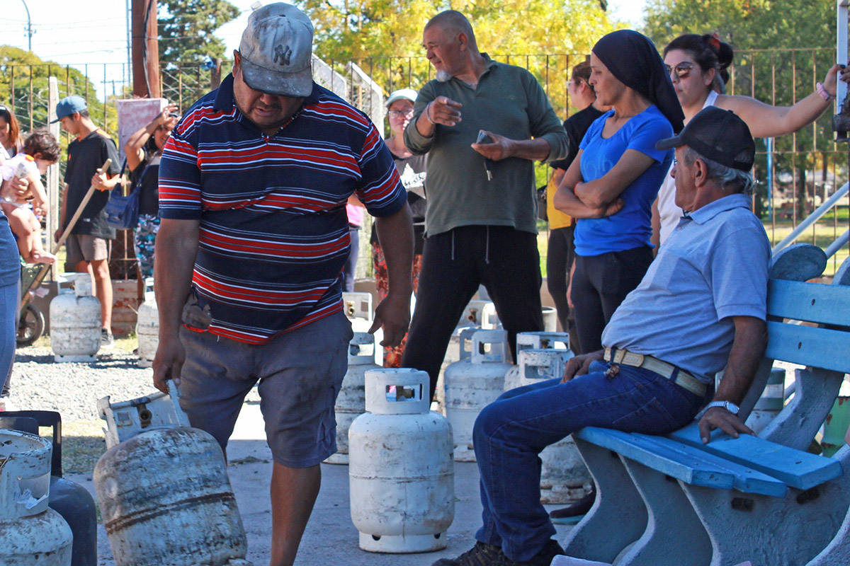 Las Garrafas Sociales Llegaron A Plottier El Digital Senillosa