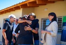 Entregaron cuatro nuevas viviendas en Zapala