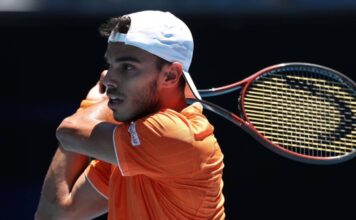 Cerúndolo sufrió pero avanzó de ronda