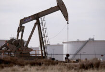 El petróleo cruza la barrera de los 100 dólares por barril