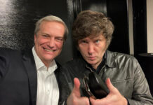 Milei asiste a la asunción de Kast