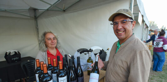 Páez destacó a las bodegas locales en el cierre de la Vendimia