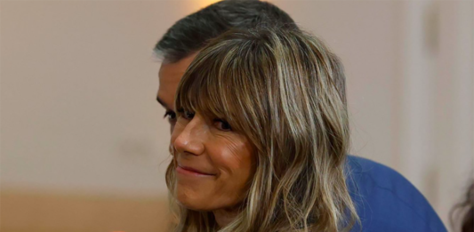 Procesaron a la esposa de Pedro Sánchez en España