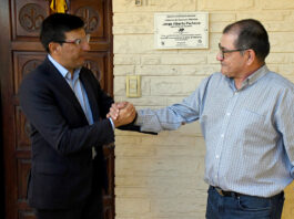 Colocaron una placa en la casa del héroe Don Pacheco