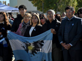 Senillosa reafirmó la memoria y la soberanía en un emotivo acto