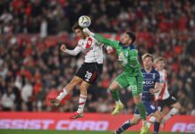 River hizo los deberes y se metió en las semifinales