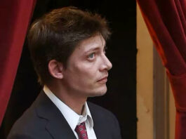 Santiago Caputo dice que se irá solo si Milei lo echa