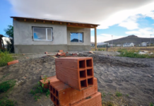 Sin ladrillos sueltos: todos hablan de los créditos en Neuquén