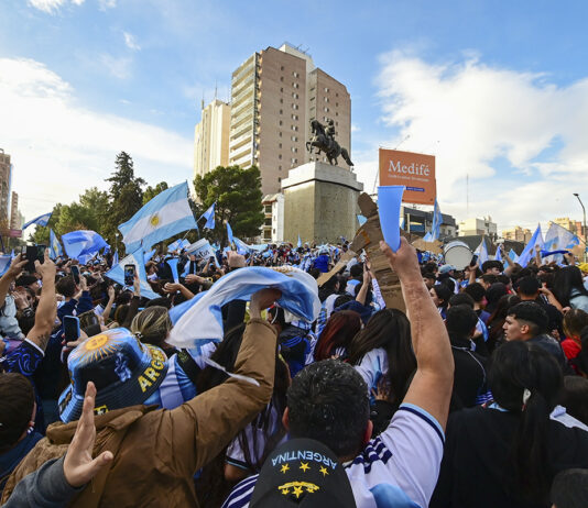 El desahogo neuquino fue una locura en el Monumento