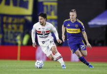 Boca hizo los deberes de local, la revancha será Brasil