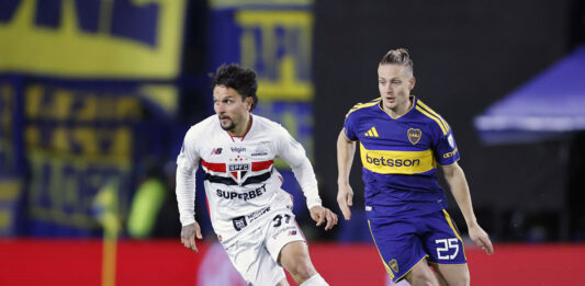 Boca hizo los deberes de local, la revancha será Brasil