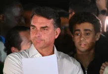 Por acá no: Migraciones desestimó el ingreso de Flávio